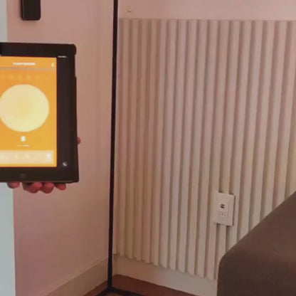 LUMINEMO : Lampadaire LED qui transforme votre maison en cocon relaxant